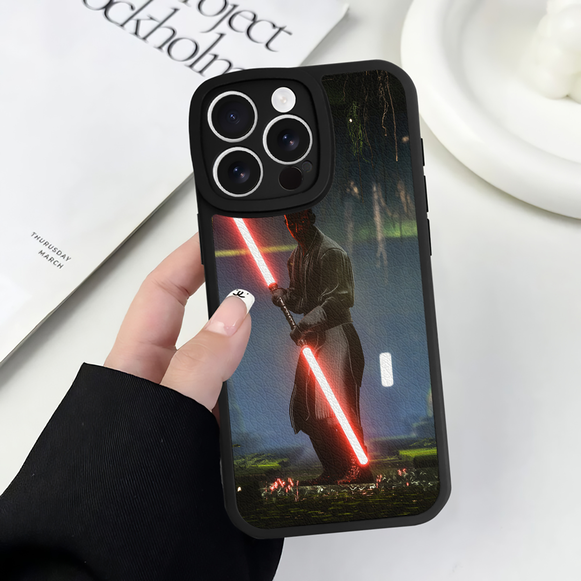 （画像用） スター・ウォーズ Star Wars 【iPhone 16シリーズ対応】シリコンスマホケース（レザー調） 材質：シリコン